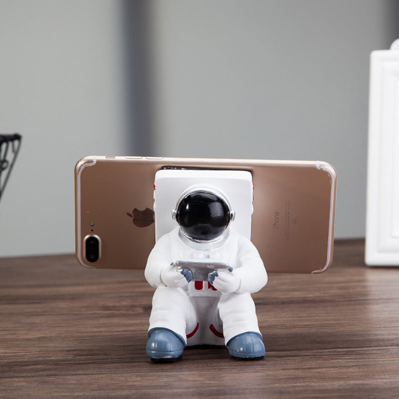 Simple Astronaut Mobile Phone Stand Student Desktop Holder Cute Spaceman Cell Phone Holder Creative Gift Small Desk Decoration WackyTeki